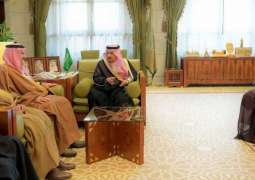 أمير الرياض يستقبل أُمناء مجالس المناطق