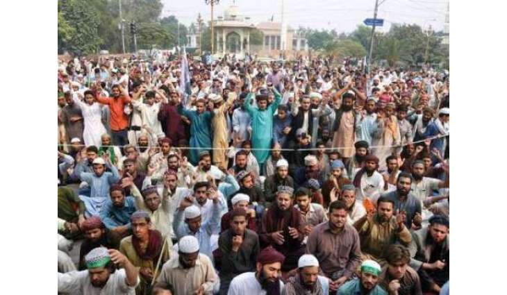 جیہناں فوج تے ججاں نوں دھمکیاں دتیاں اوہناں خلاف قانونی کارروائی ہوئے گی:چودھری غلام حسین