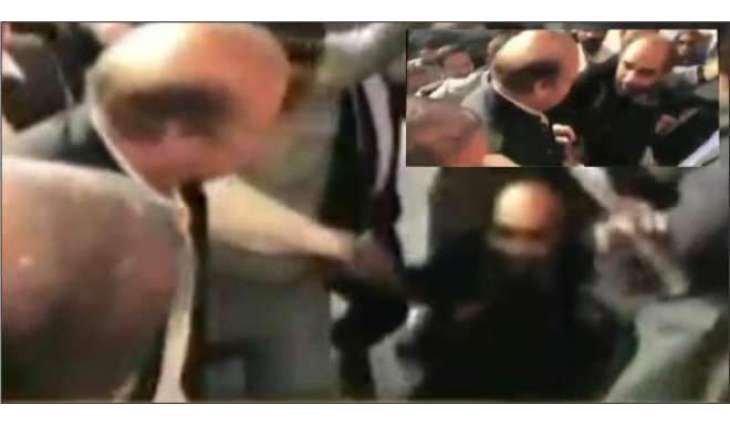 صدیق الفاروق نواز شریف دے پیراں وچ ڈگ پئے