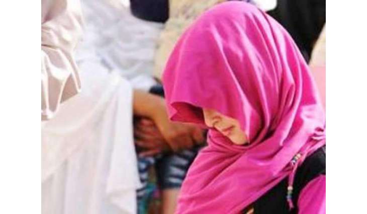 پشاور:نوجوان کُڑی نے جنس بدلن لئی عدالت نال رابطہ کر لیا
 ایس معاشرے وچ کُڑی ہونا بہت مشکل اے، میں اپنے گھر وچ کمان والی واحد بندی آں تے میرے ماں پیو معذور نیں:کائنات دا درخاست وچ موقف