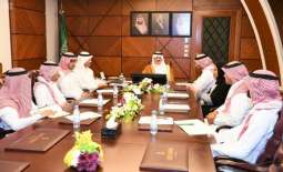 الأمير سعود بن نايف يطلع على برنامج تطوير وزارة الداخلية
