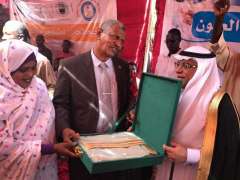 سفير المملكة لدى السودان يدشن مخيمًا علاجيًا للعيون بولاية غرب كردفان