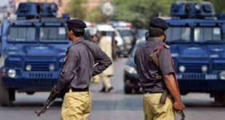 مقتل ثلاثة من رجال الشرطة الباكستانية بهجوم مسلح