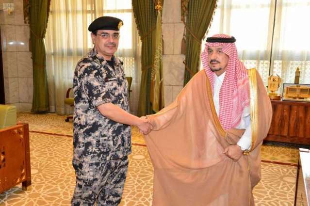 أمير منطقة الرياض يقلد قائد قوة أمن المنشآت بالمنطقة رتبته الجديدة