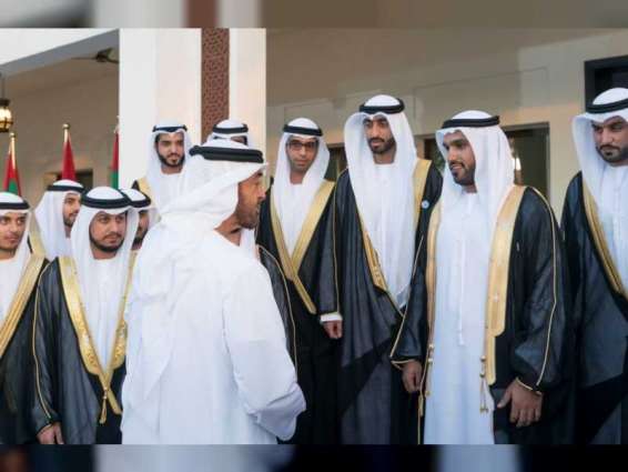 <span>Mohamed bin Zayed attends group wedding</span>