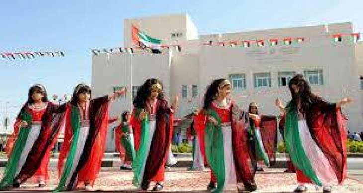 أبوظبي تحتفل باليوم الوطني العماني ببرنامج حافل بالعروض والفعاليات