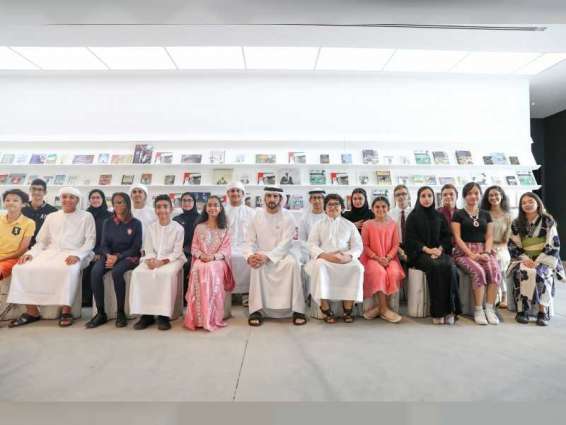 <span>حمدان بن محمد يلتقي نخبة من طلبة المدراس للاطلاع على أفكارهم المبتكرة حول مستقبل دبي</span>