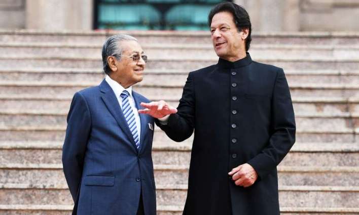 Dr Mahathir Mohamad thanks PM Imran for visiting Malaysia in heartfelt post