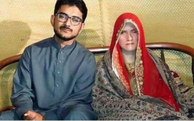 Social media relations: American woman marries blind cricket team player in Bahawalpur
