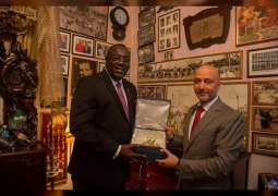<span>وزير الشؤون الخارجية في هايتي يلتقي سفير الدولة غير المقيم</span>