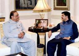 Sindh lawmaker gifts five camels to Zardari