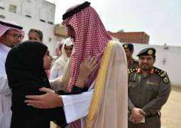 الأمير سعود بن جلوي يعزي ذوي شهيد الواجب خبراني