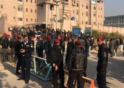 Al-Azizia, Flagship verdict: Security beefed up in capital as PML-N workers gather outside Accountability Court