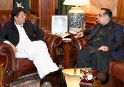 وزيراعظم عمران خان سان سنڌ جي گورنر عمران اسماعيل جي ملاقات