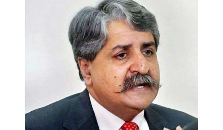 قومی اسمبلی دے اجلاس اچ وزیر خزانہ اسد عمر دی سیّد نوید قمر نال ملاقات
