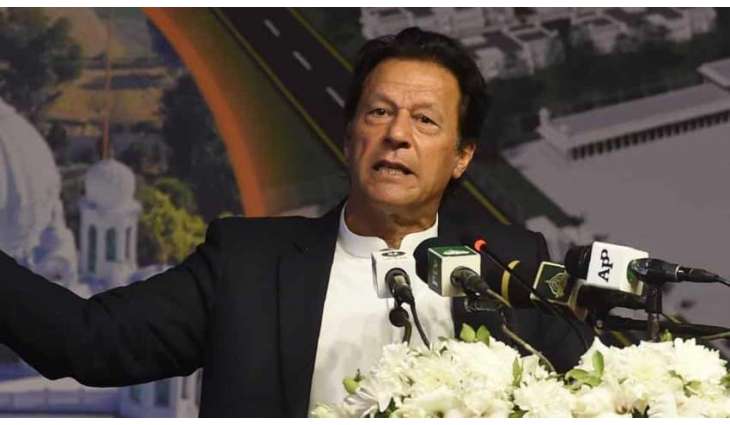مزن وزیر عمران خان ءَ گوں خیبر پختونخواءِ سروزیرء ُ گورنر محمود خانءِ گندء ُ نند