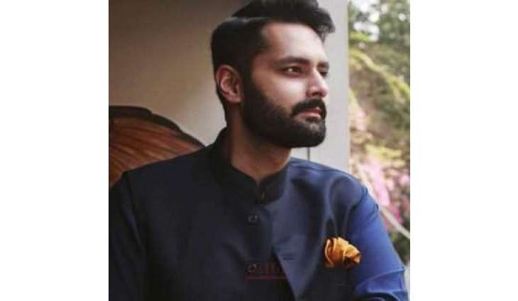 Watch rare footage of Jibran Nasir dancing on Fizza Saleem's Mehndi