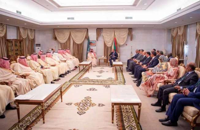سمو ولي العهد يلتقي الرئيس الموريتاني ويعقدان اجتماعًا ثنائيًا