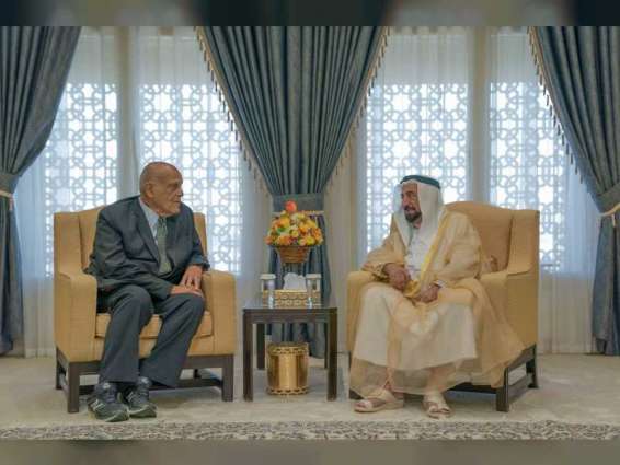 <span>Sharjah Ruler receives Professor of Cardiothoracic Surgery Dr. Magdi Yacoub</span>