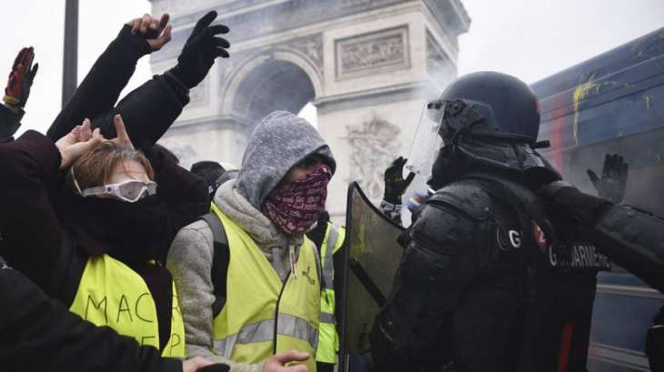 RT Correspondent Gets Facial Injury During Yellow Vest Protests in France -Editor-in-Chief