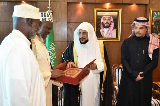 وزير الشؤون الإسلامية يستقبل مفتي ورئيس المجلس الإسلامي بجمهورية أوغندا