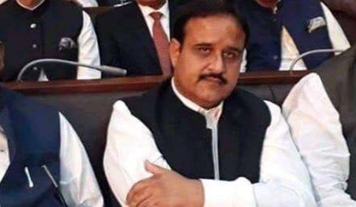 وزیراعظم عمران خان وزیراعلیٰ پنجاب سردار عثمان بزدار دی عام لوکاں دے رلے تصویر ٹویٹر تے شیئر کر ڈتی