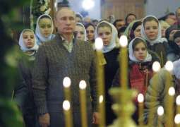 Putin Wishes Russians Merry Christmas, Commends Role of Church