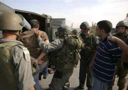 الإحتلال الإسرائيلي يعتقل 16 فلسطينيا بالضفة الغربية