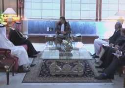 رئيس الوزراء الباكستاني يستقبل أمير منطقة تبوك