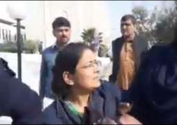 Security officials at Supreme Court manhandle female teacher, video goes viral