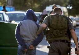 الاحتلال الإسرائيلي يعتقل 10 فلسطينيين في الضفة ويتوغل بغزة