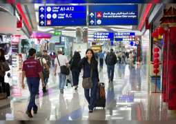 " دبي الدولي " يحتفظ بصدارة أكبر مطارات العالم بأعداد المسافرين