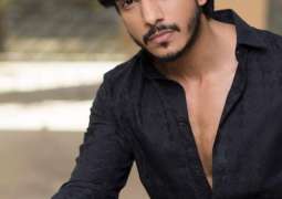 Celebs pour in support after Mohsin Abbas reveals about his depression