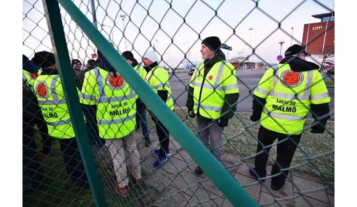Strike of Some 1,000 Workers Paralyzes Ports Across Sweden - Reports