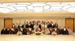 نائب أمير المنطقة الشرقية يستقبل رئيس وأعضاء مجلس الأعمال السعودي البحريني