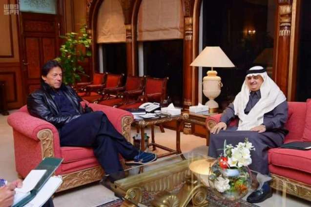 رئيس الوزراء الباكستاني يستقبل سفير خادم الحرمين الشريفين