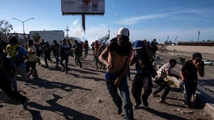 US Immigration Agency Must Be Held Liable for Tear Gas Use on Mexico Border - Rights Group