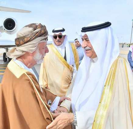وزير  الشوؤن الخارجية العُماني يصل الرياض