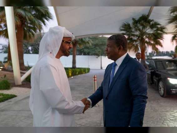 محمد بن زايد يستقبل رئيس أنغولا