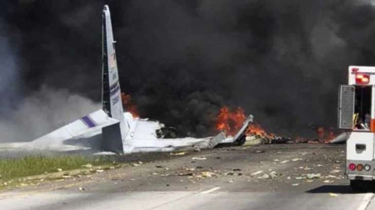 Cargo Plane With 10 People on Board Crashed Near Tehran - Reports