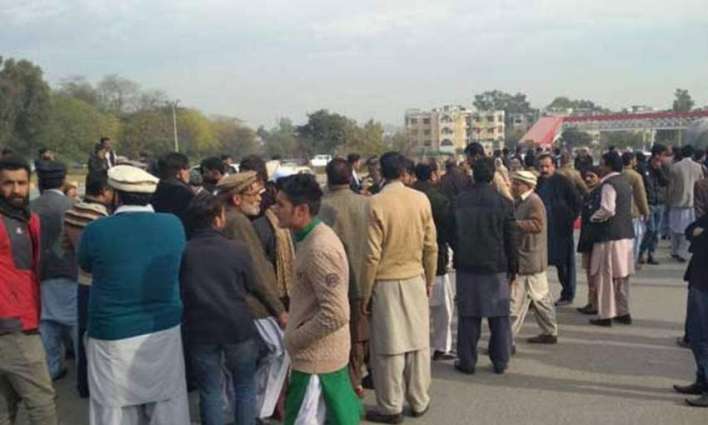 Protests continue on Sahiwal incident, Metro bus suspended in Lahore