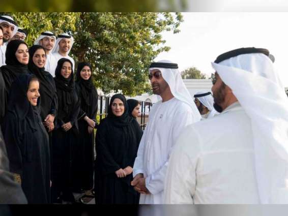 Mohamed bin Zayed receives Year of Zayed and Zayed Memorial working teams