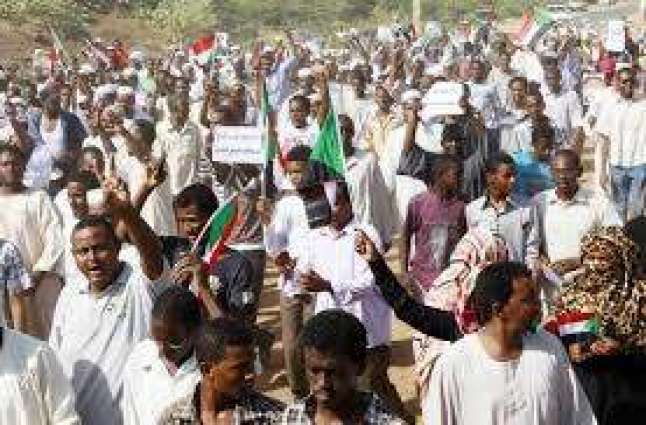 وزير الإعلام السوداني: عدد القتلى خلال التظاهرات وصل 24 قتيلا وعدد الجرحى تجاوز 200