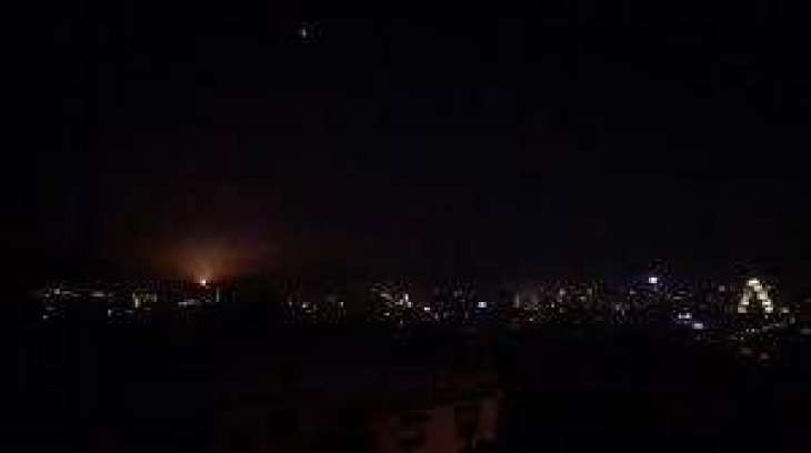 الدفاعات الجوية السورية تتصدى لصواريخ إسرائيلية مكثفة على دمشق و تدمير أغلبيتها