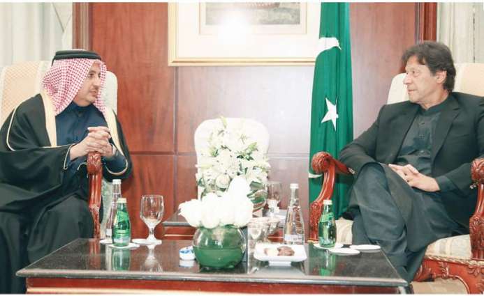 Following PM Imran’s visit, Qatar to offer jobs to 1 lac Pakistanis