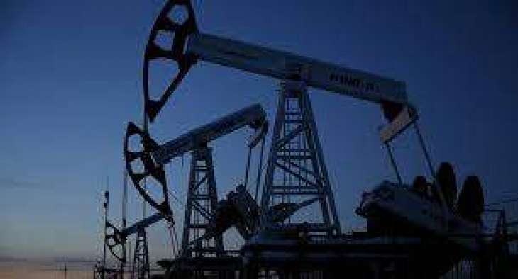 لوكويل تخفض إنتاج النفط بـ30 ألف برميل يوميا قبل أبريل في إطار صفقة أوبك