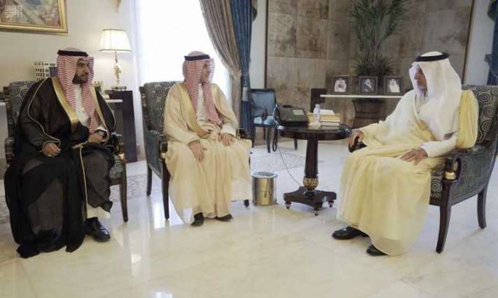 أمير مكة المكرمة يلتقي مدير عام بنك التنمية الاجتماعية