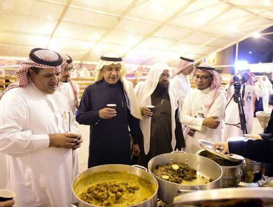رئيس مجلس إدارة الغرف السعودية يزور مهرجان الحنيني الثالث بعنيزة