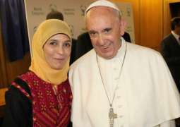 "حنان" و"البابا فرنسيس" ..قصة فخر ورسائل تسامح ومحبة وسلام