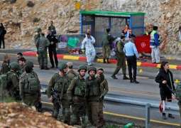 الاحتلال الاسرائيلي يعتقل ١٣ فلسطينيا بالضفة ويطلق النار في غزة